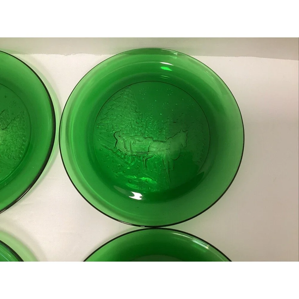 arcoroc sleigh ride salad dessert green glass plate 7.5” set of 4
